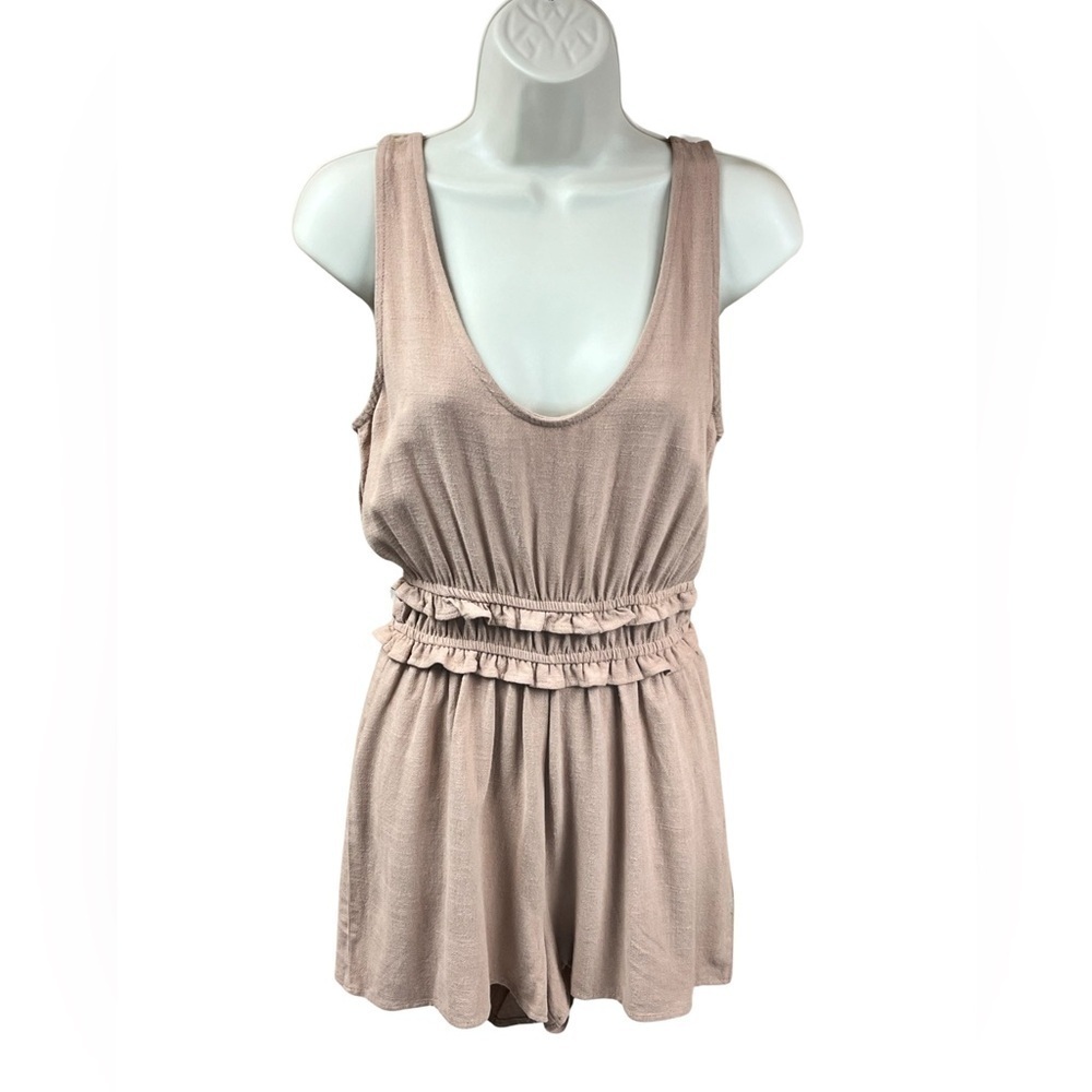 NWT One Clothing Scoop Neckline Tank Top Elastic Waist Tie Back Short Romper S